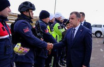 Bayburt’ta görev başındaki güvenlik güçlerinin bayramı kutlandı