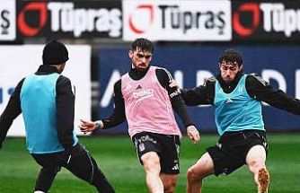 Beşiktaş, günü iki antrenmanla tamamladı