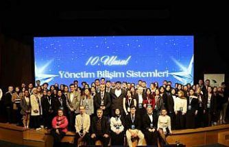 Bilişim sistemleri öğrenci zirvesine ev sahipliği yaptı