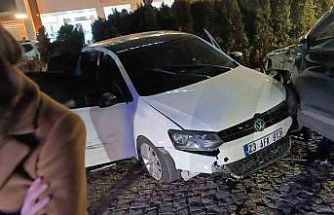 Bingöl’de iki otomobil çarpıştı: 4 yaralı