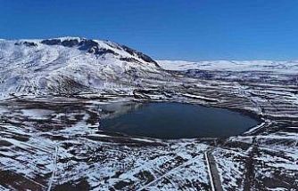 Bir dönem tamamen kuruyup beyaz örtüyle kaplanmıştı, yeniden su tuttu