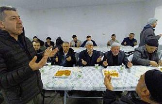 Bolu’da köy halkı geleneksel bayram yemeğinde buluştu