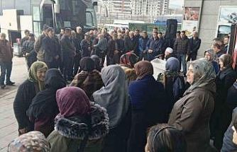 Bolu’da Şevval umresi için 25 kişilik kafile dualarla uğurlandı