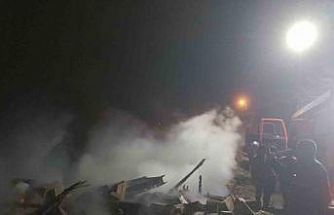 Bolu’da tek katlı ev küle döndü