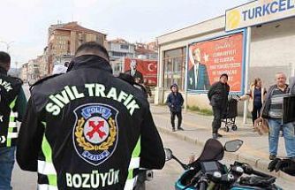 Bozüyük’te sivil trafik ekipleri göreve başladı
