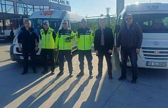 Burhaniye’de okul servisleri denetlendi