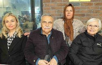 Burhaniyeli kadın muhtar 50 yıl sonra ilkokul öğretmenini ağırladı