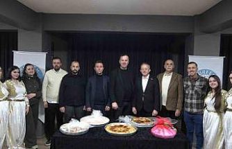 Bursa’da Balkan esintili sahur: Sokak sokak dolaşıp börek topladılar