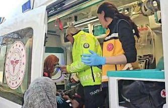 Bursa’da fenalaşan servis şoförü kaldırıma çıkıp güçlükle durabildi