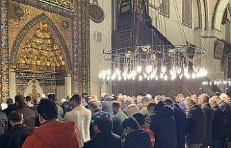 Bursa’da Muhsin Yazıcıoğlu için Ulucami’de mevlid okutuldu, helva ikram edildi