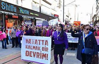 Bursalı Kadınlardan özgürlük ve eşitlik yürüyüşü