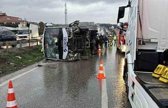 Büyükçekmece’de işçi servisi devrildi: 1 ölü, 9 yaralı