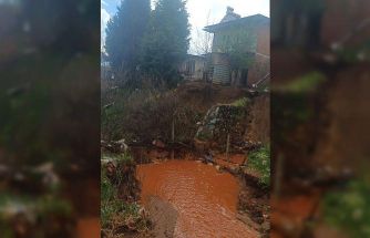 Çakırlar Çayı taştı, yıkılma riski olan ev tahliye edildi