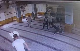 Camideki cinayette sanığa tahrik indirimi ile 16 yıl hapis