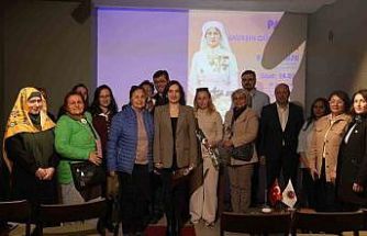 Çanakkale’de "Savaşın Gölgesinde Kadın" Paneli Düzenlendi