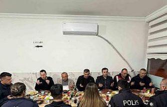 Çavdarhisar Kaymakamı Murat Ak, emniyet ve jandarma personeliyle iftarda buluştu