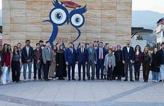 Cem Şahin ve Rektör Kırışık Sosyalfest’te öğrencilerle buluştu