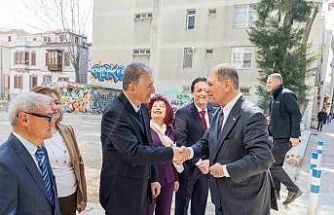 Cemil Tugay’dan sağlık emekçilerine teşekkür