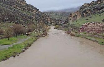 Çermik’te yoğun yağışlarla birlikte akarsu debileri yükseldi