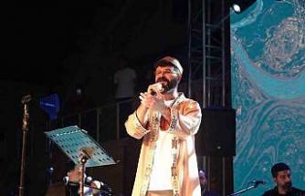 Çorum’da binlerce kişi ilahi ve ezgilerle golu gecede bir araya geldi