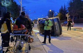 Çorum’da minibüsle çarpışan cip yan yattı: 1 yaralı