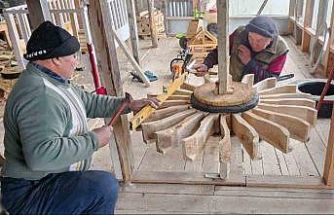 Değirmenlerin dönmesi onun ellerinde