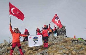 Demircili dağcılar Kaz Dağlarına tırmandı