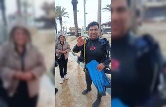 Denize düşen evlilik yüzüğünü dalgıçlar çıkardı