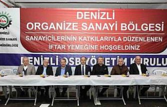 Denizli OSB Yönetim Kurulu Başkanı Baltalı ve iş insanları iftarda öğrencilerle buluştu