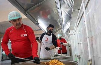 Dev kazanlar, ihtiyaç sahipleri için kaynıyor