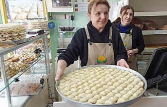 Devrek’in tescilli beyaz baklavası bayram sofralarına hazırlanıyor