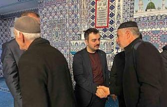 Dicle Kaymakamı Atış, asker, polis, sağlık personeli ve vatandaşlarla bayramlaştı