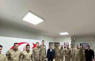 Dicle Kaymakamı Atış, askerle iftarda bir araya geldi