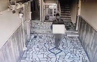 Diyarbakır’da garip hırsızlık girişimi: Önce çaldı, sonra geri bırakıp kameraya ’karışmadım’ el işaretini yaptı