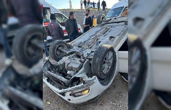 Diyarbakır’da otomobil takla attı: 1 yaralı