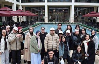 Down sendromu olan gençler ergoterapi öğrencileriyle kampüs deneyimi yaşadı