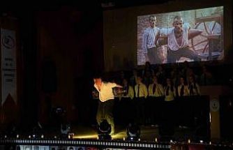 Edirneli öğrencilerin 18 Mart gösterileri duygulandırdı