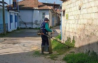 Efeler Belediyesi’nin yeşil alan çalışmaları sürüyor
