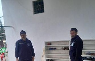 Eğil Belediyesi tarafından cami ve taziye evlerine temizlik malzemesi desteği