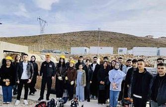 Elazığ’da öğrencilere temel arama ve kurtarma eğitimi verildi