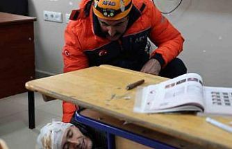 Elazığ’da okullarda deprem tatbikatı