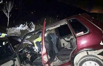 Emet’te otomobil şarampole yuvarlandı: 4 yaralı