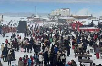 Erciyes’te ziyaretçi hedefine sezon bitmeden ulaşıldı