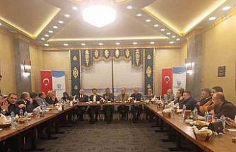 Erzurum eğitim camiası KURSDER iftarında buluştu