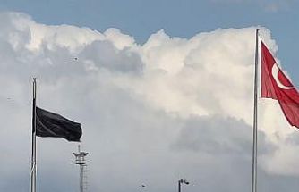 Esendere Sınır Kapısı’nda kısıtlama: İran tarafında dev siyah bayrak dikkat çekti