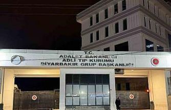 Eşi ile uygunsuz şekilde yakaladığı adama kurşun yağdırdı: 1 ölü, 1 yaralı