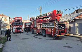 Eskişehir’de yangın paniği: Mahalleli sokağa döküldü