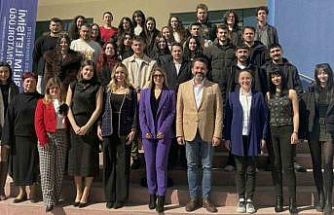 EÜ’de çocukları savunan görsel tasarımlar için güç birliği