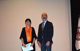 EÜTF’de Türk seramik sanatında kadın imajı ve estetik yolculuğu konuşuldu