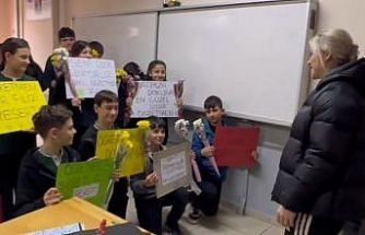 Fatma Nur öğretmenin anısına kendi öğretmenlerini mutlu ettiler
